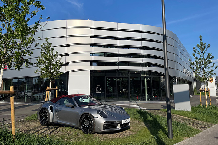 athens_porschezentrum-friedrichshafen_img-5